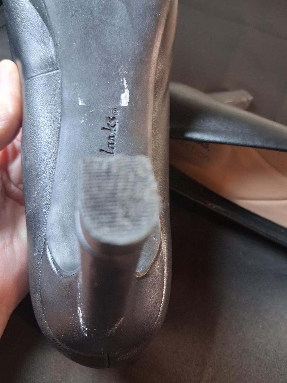 Clarks Black Leather Women's Rounded-Toe Pumps - Picture 10 of 13
